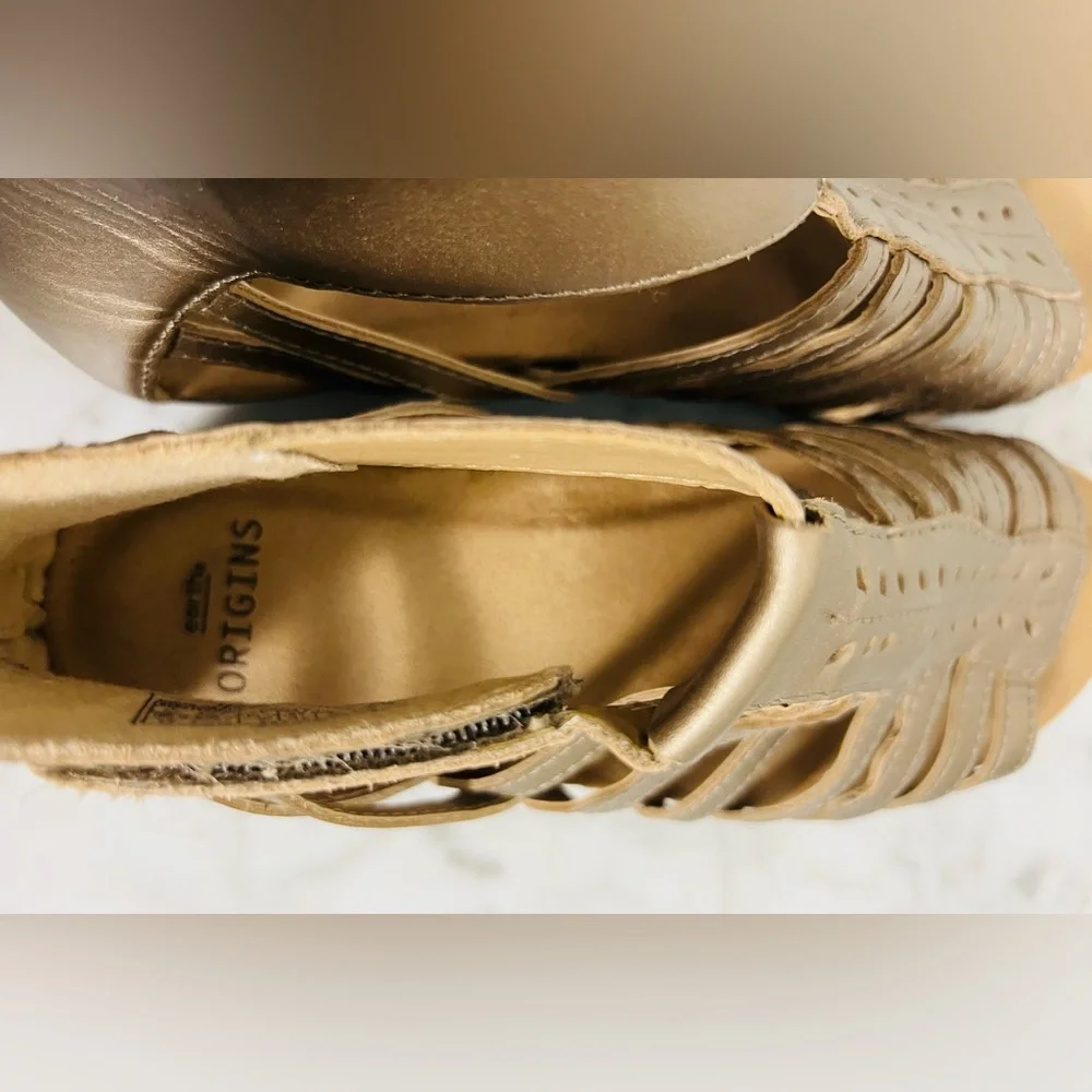 Earth Origins Bevvy Gladiator Sandals – 8M Gold - Picture 11 of 16
